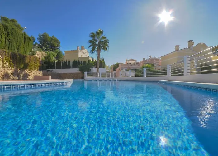 Bungalow Rosa - Plusholidays